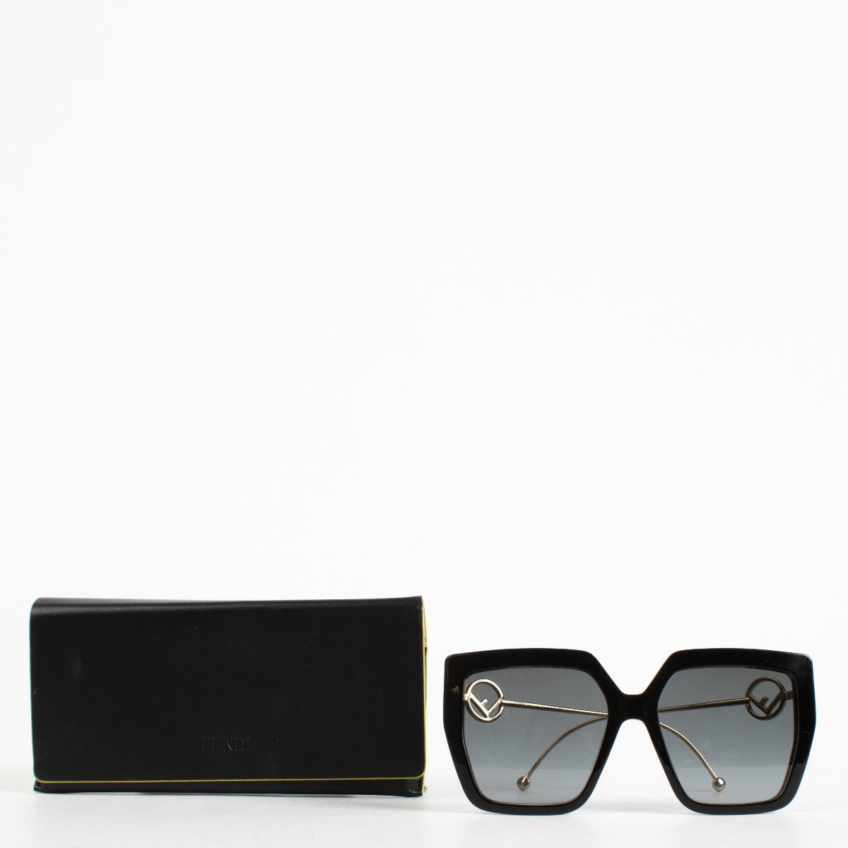 Authentic second hand Fendi Black Sunglasses on Labellov.com