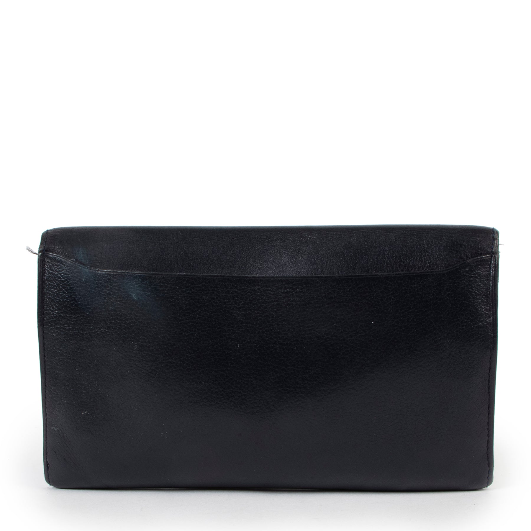 Shop safe online at Labellov in Antwerp this 100% authentic second hand Delvaux Blue Leather Wallet