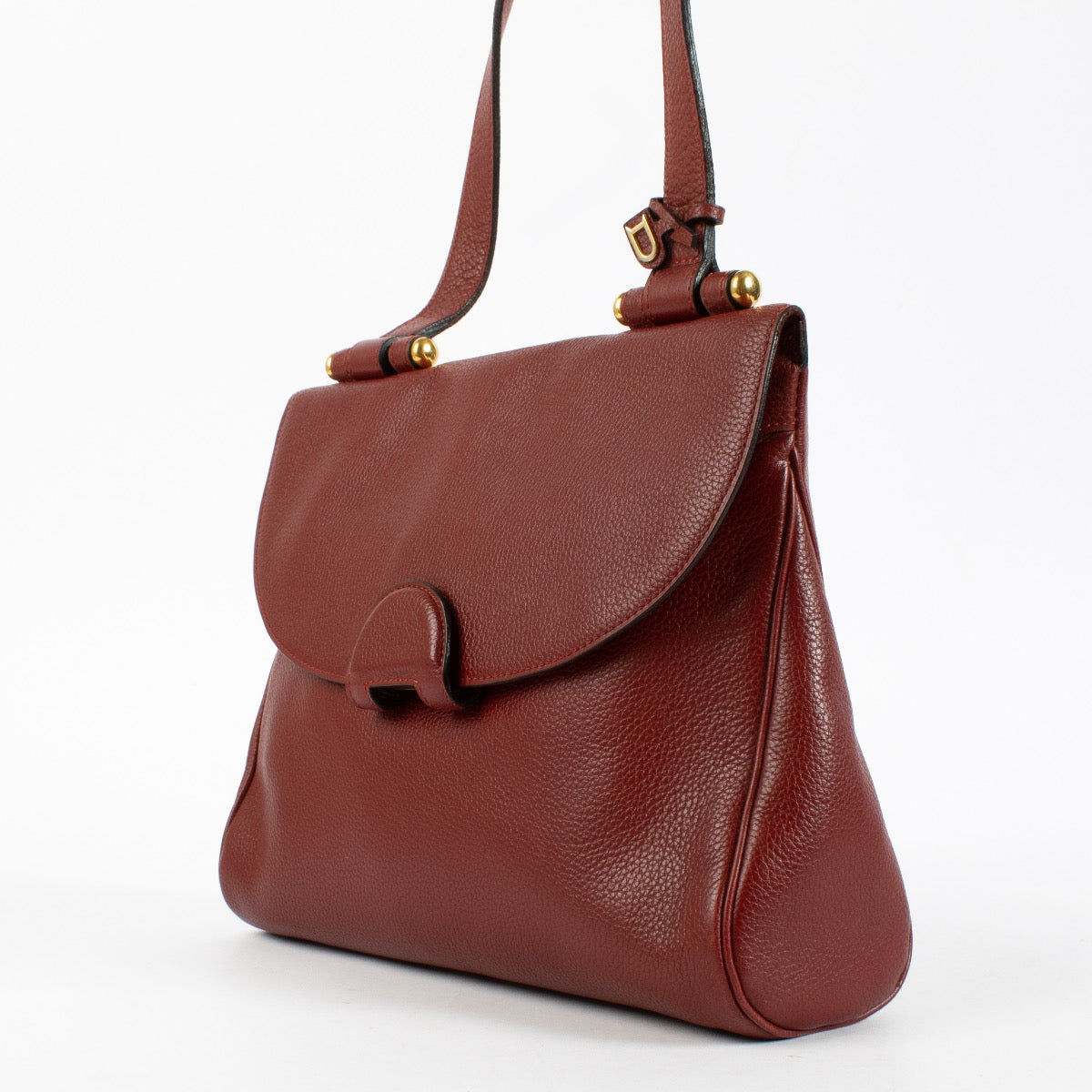 Authentic Second Hand Delvaux Burgundy Impromptu Bag on Labellov.com