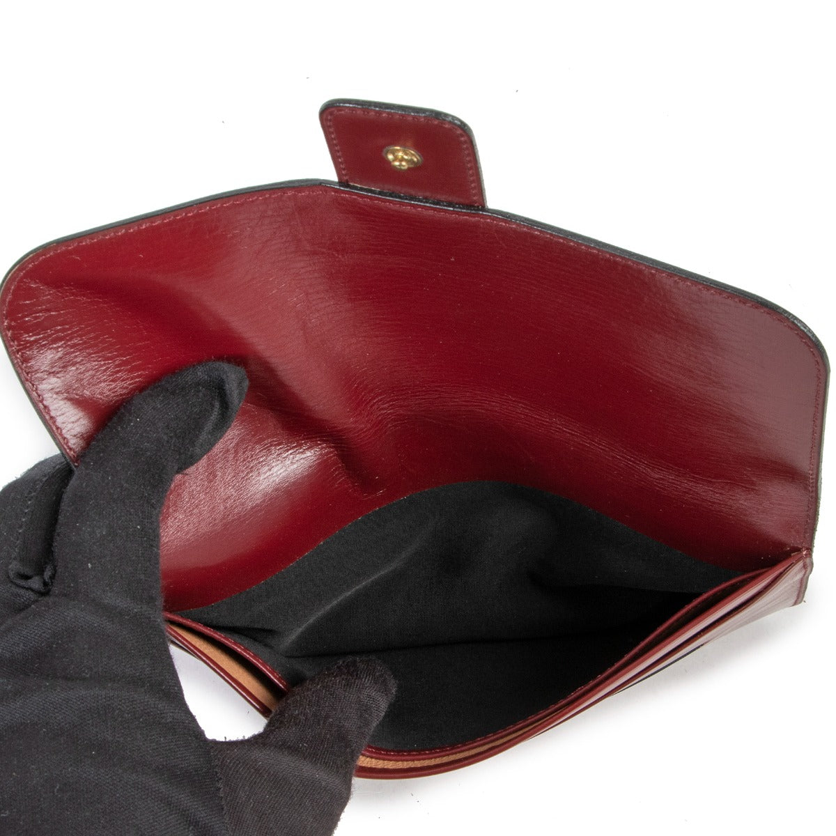 Delvaux Burgundy Wallet Bills now available at Labellov. Secondhand vintage Delvaux wallet