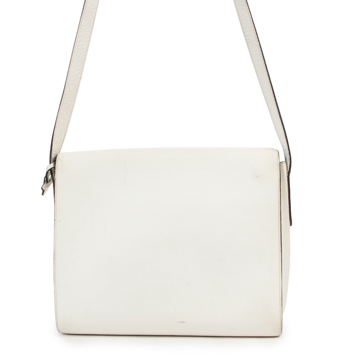 Delvaux White Crossbody now available at Labellov Luxury. Buy it now online or in store. Vintage and secondhand Delvaux Bags available