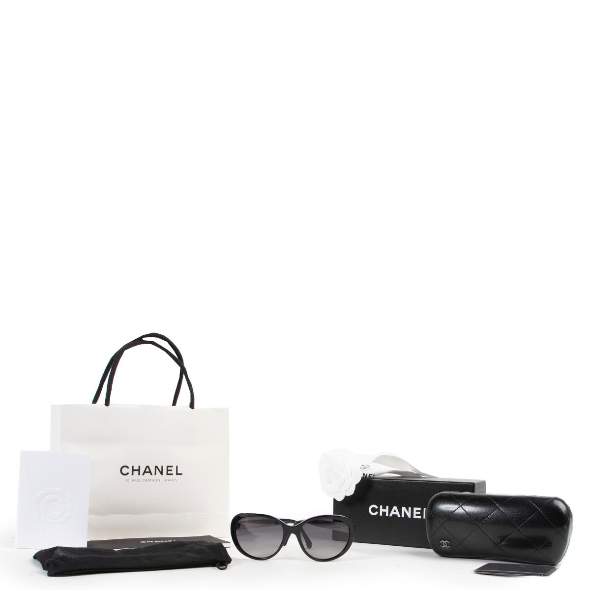 Shop safe online 100% authentic second hand Chanel Black Glasses in good preloved condition at the right price at Labellov in Antwerp.