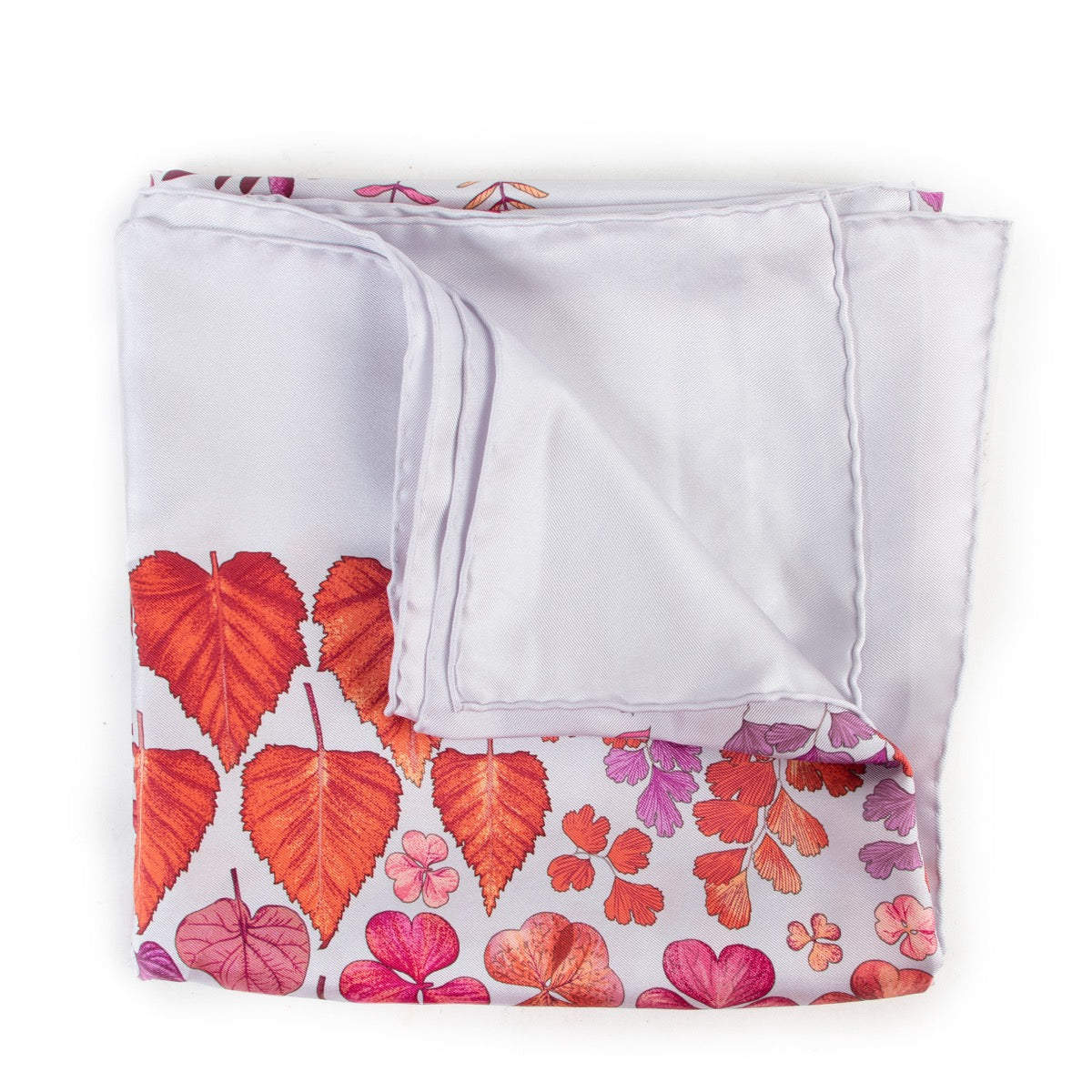 Buy and sell your authentic designer items at Labellov for a reasonable price such as this Gucci Purple Scarf.