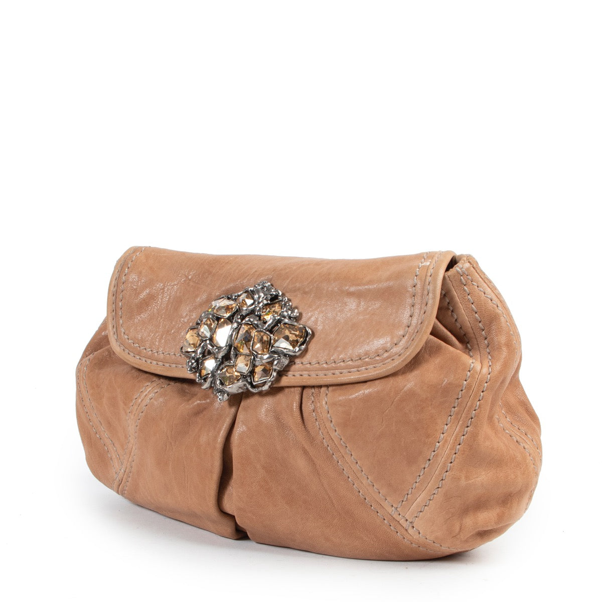 Shop safe online 100% authentic second hand Miu Miu Brown Leather Clutch in very good preloved condition at the right price at Labellov.com.