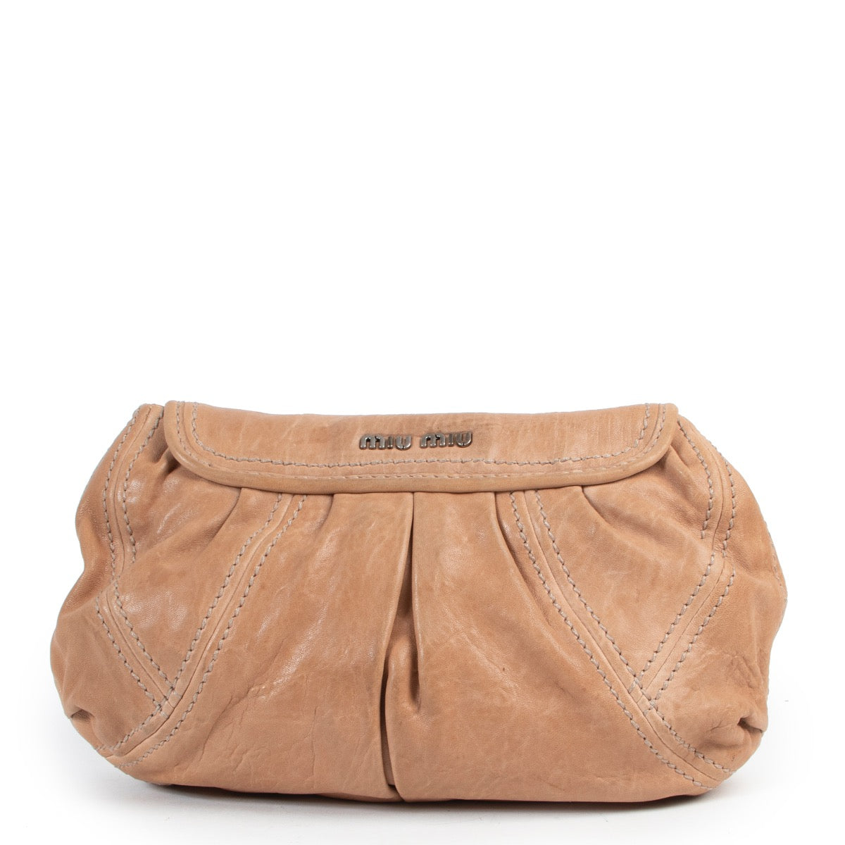 Shop safe online 100% authentic second hand Miu Miu Brown Leather Clutch in very good preloved condition at the right price at Labellov.com.