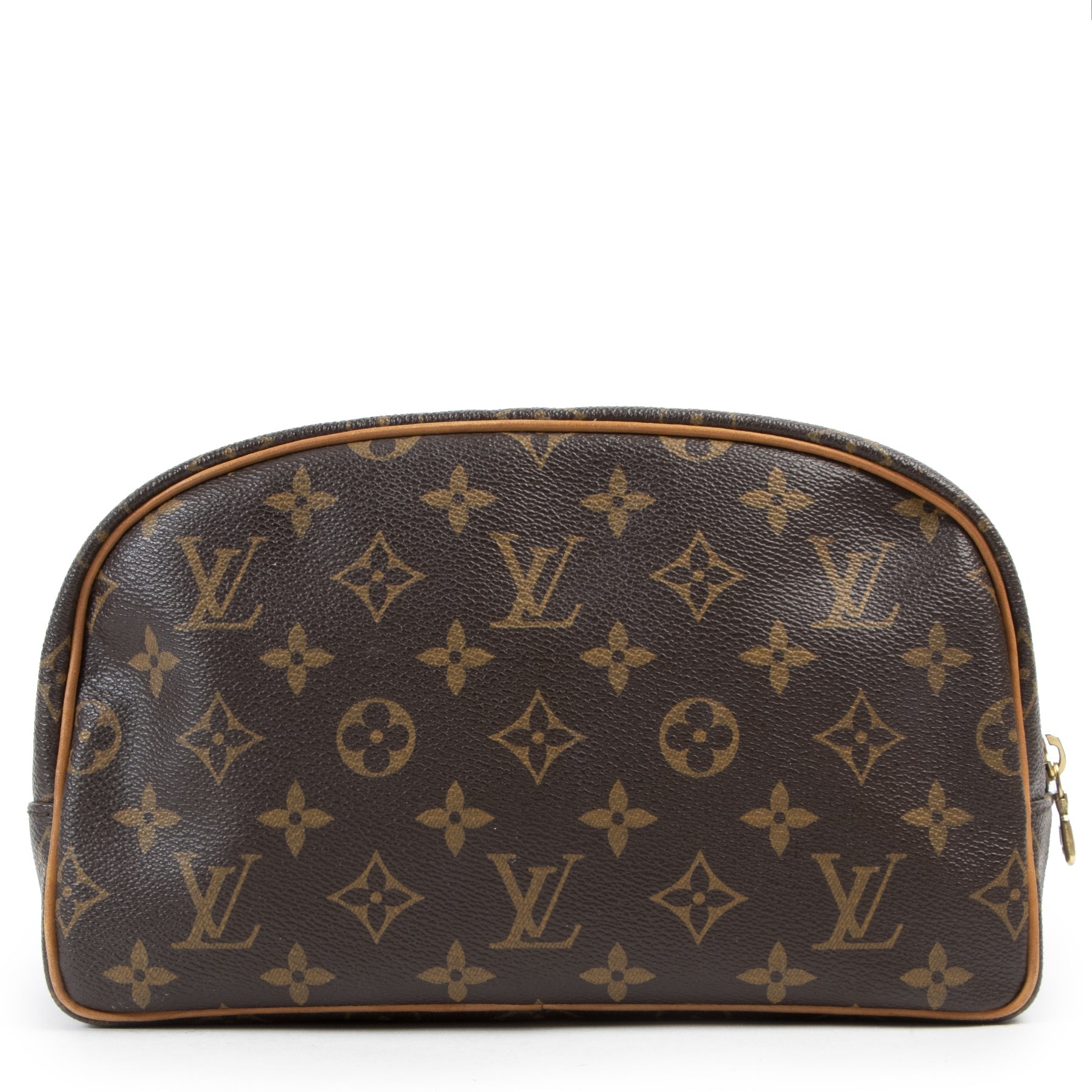 We buy and sell your authentic designer Louis Vuitton Monogram Toiletry Case