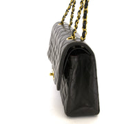 koop online tegen de beste prijs jou Chanel Black Lambskin Medium Classic Flap Bag GHW