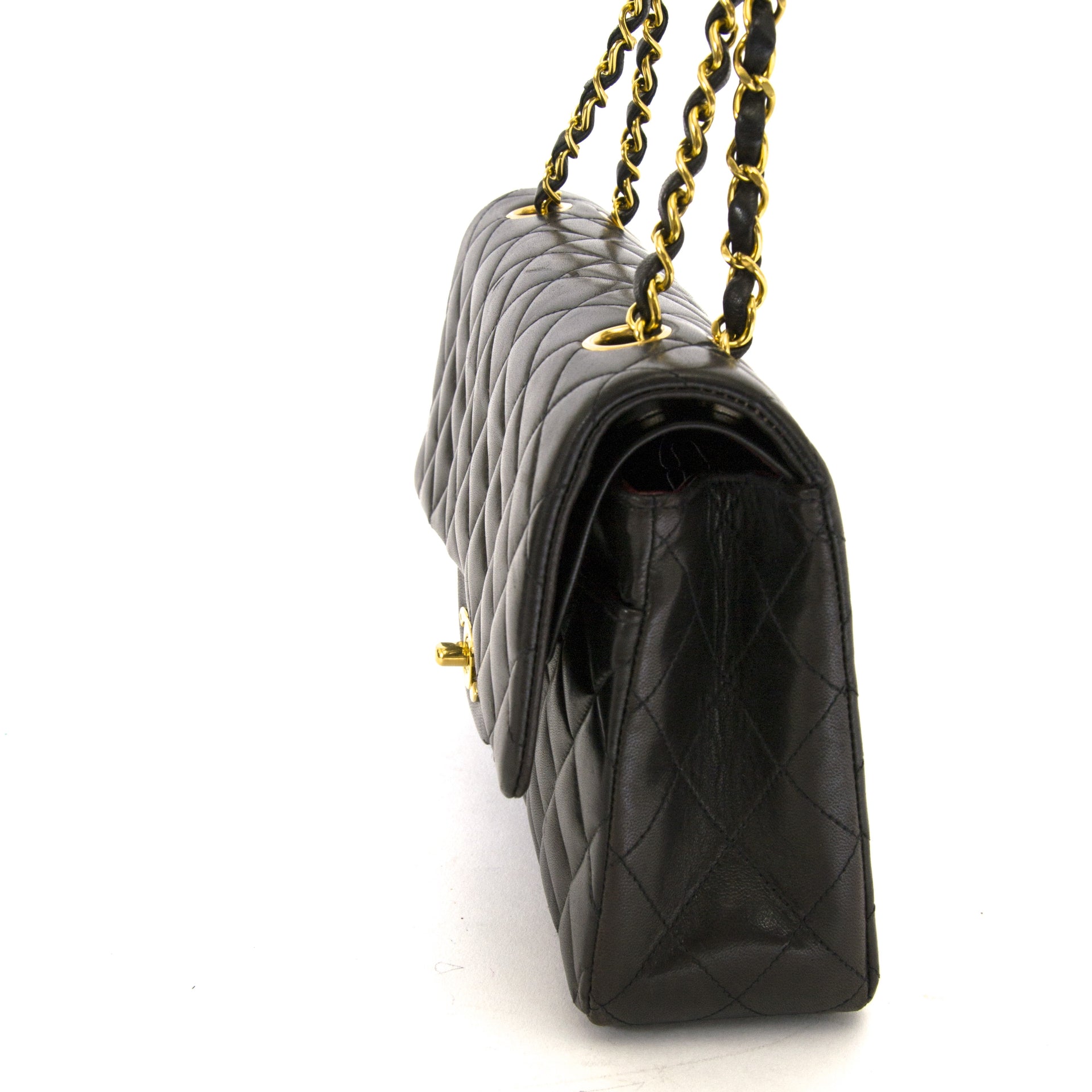 koop online tegen de beste prijs jou Chanel Black Lambskin Medium Classic Flap Bag GHW