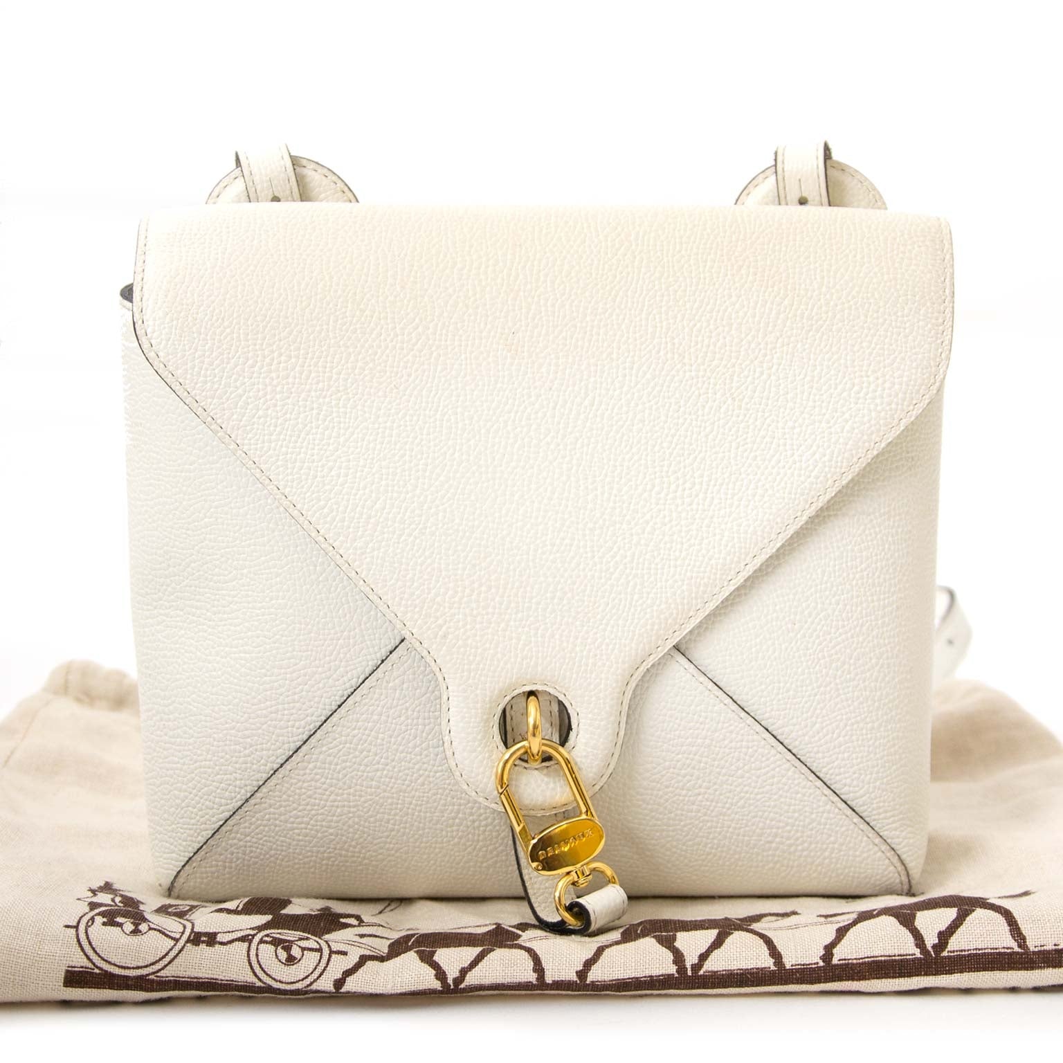 achetez Delvaux White Leather Shoulderbag chez labellov pour le meilleur prix