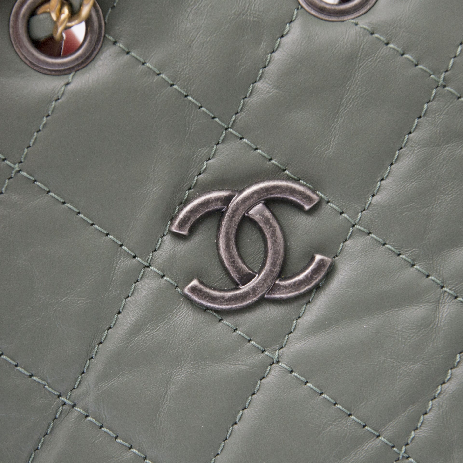 acheter en ligne koop online tegen de beste prijs Chanel Small Green Gabrielle Backpack