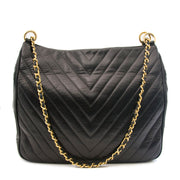 koop online tegen de beste prijs Chanel Vintage Black Cheveron Shoulderbag