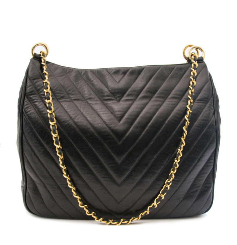 koop online tegen de beste prijs Chanel Vintage Black Cheveron Shoulderbag