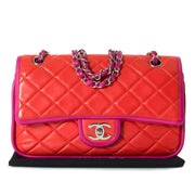 Chanel Bicolor Classic Flap Bag Medium now for sale at labellov vintage fashion webshop belgium