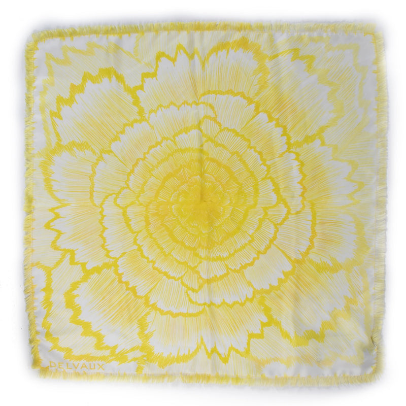 Veilig online kopen van een authentieke gele Delvaux bandana blossom zijde sjaal aan de juiste prijs.