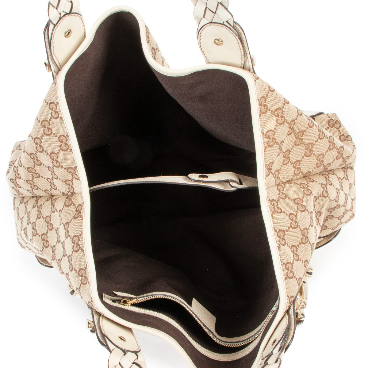 Gucci White Beige Pelham GG Bag now available at Labellov. Vintage Gucci. Secondhand Gucci. Buy and sell your designer vintage secondhand handbags and items at Labellov Luxury Antwerp.
