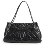 Chanel Black Caviar Leather Tote Bag for the best price at labellov secondhand designer reseller webshop