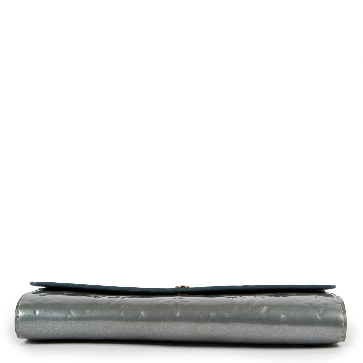 Shop now for pre-loved authentic designer Wallets, at Labellov.