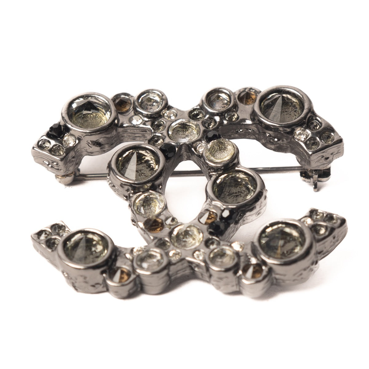Shop 100% authentic second-hand Chanel Black Brooch on Labellov.com