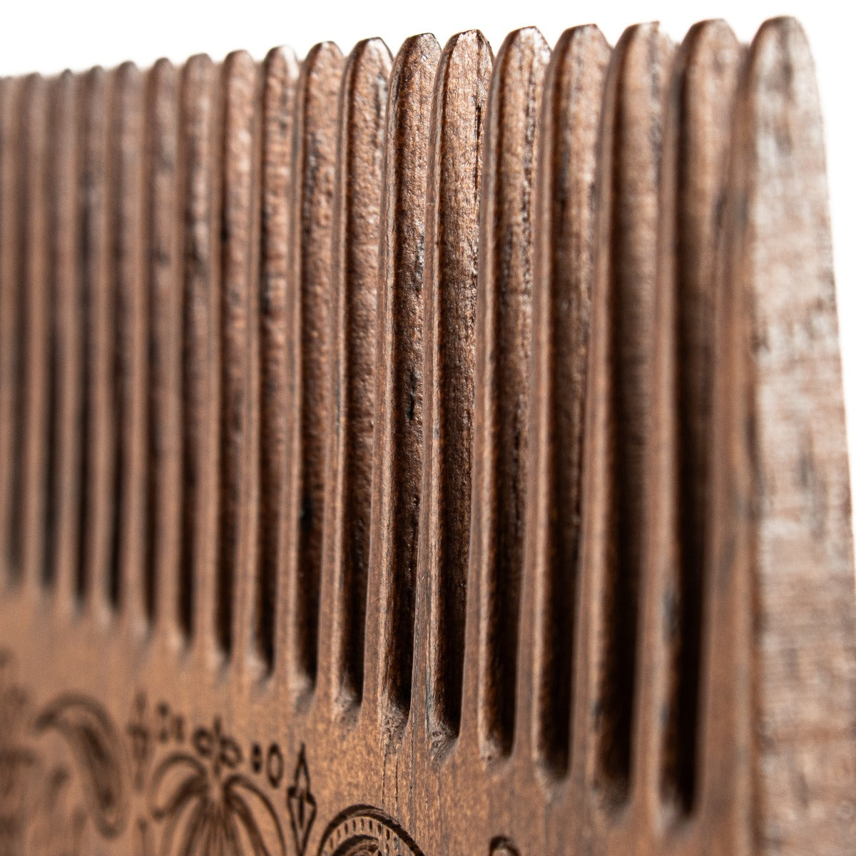 Shop 100% authentic secondhand Christian Dior Jardin Indien Wooden Comb on Labellov.com
