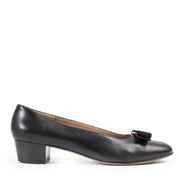 Authentieke Tweedehands Salvatore Ferragamo Black Leather Vera Bow Block Heels Pumps - Size 40 juiste prijs veilig online shoppen luxe merken webshop winkelen Antwerpen België mode fashion