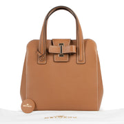 Shop safe online at Labellov in Antwerp this 100% authentic second hand Delvaux Cognac Simplissime PM Top Handle