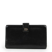 Shop safe online at Labellov in Antwerp this 100% authentic second hand Delvaux Black Wallet