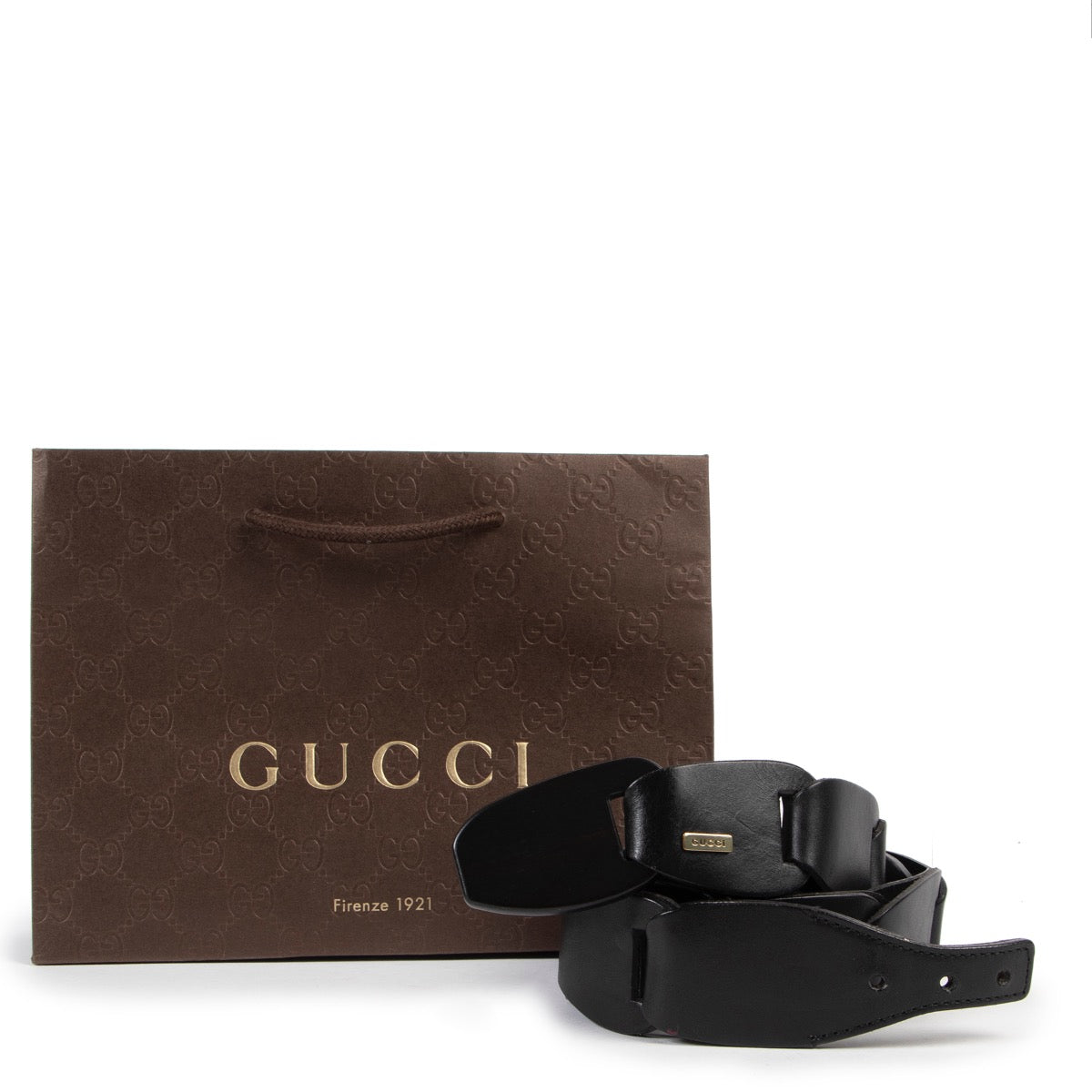 Shop safe online at Labellov in Antwerp this 100% authentic second hand Gucci Black Belt - Size 80