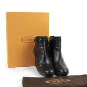 Buy and sell your pair of authentic Tod's Black Heeled Ankle Boots