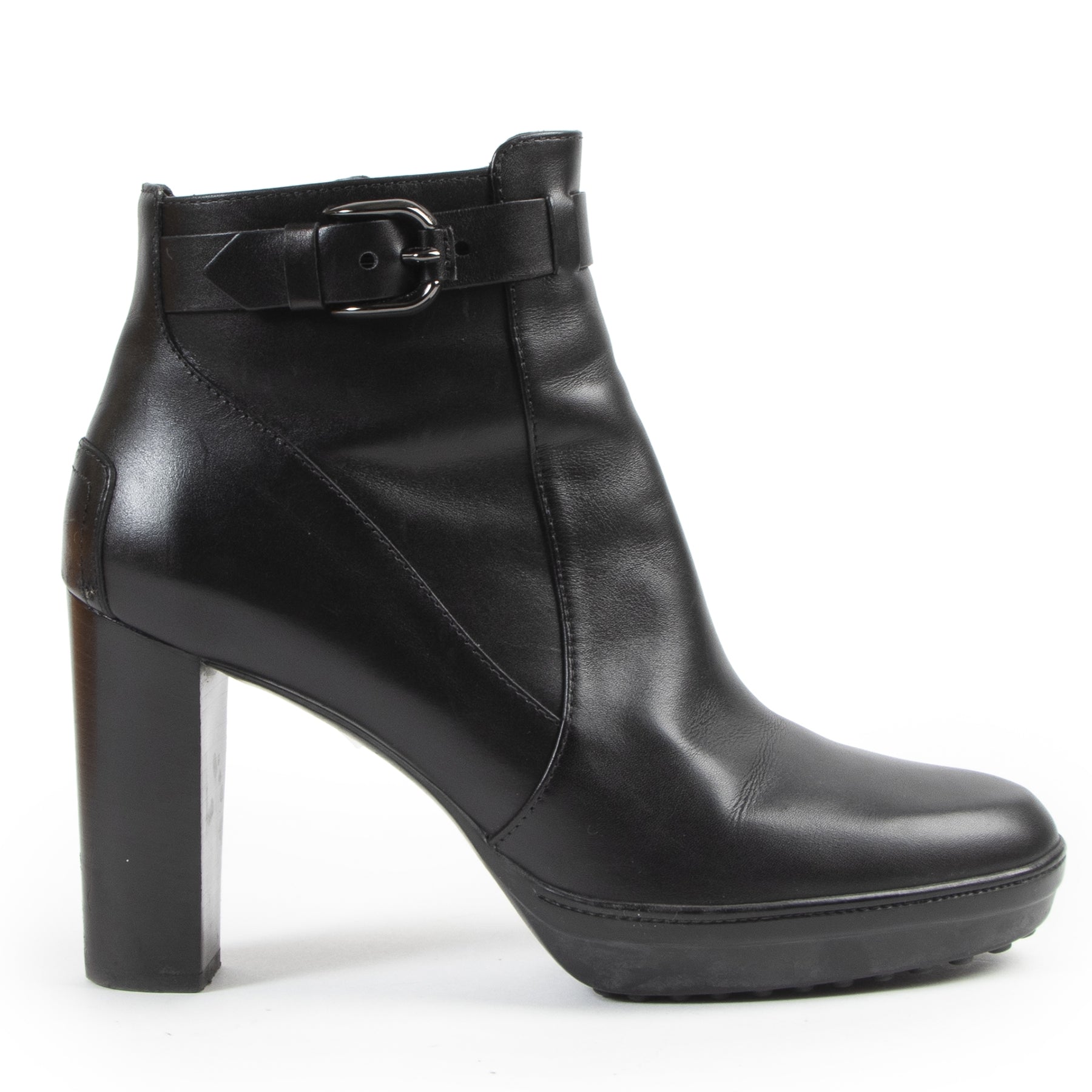 Tod's Black Heeled Ankle Boots for the best price at Labellov secondhand luxury
