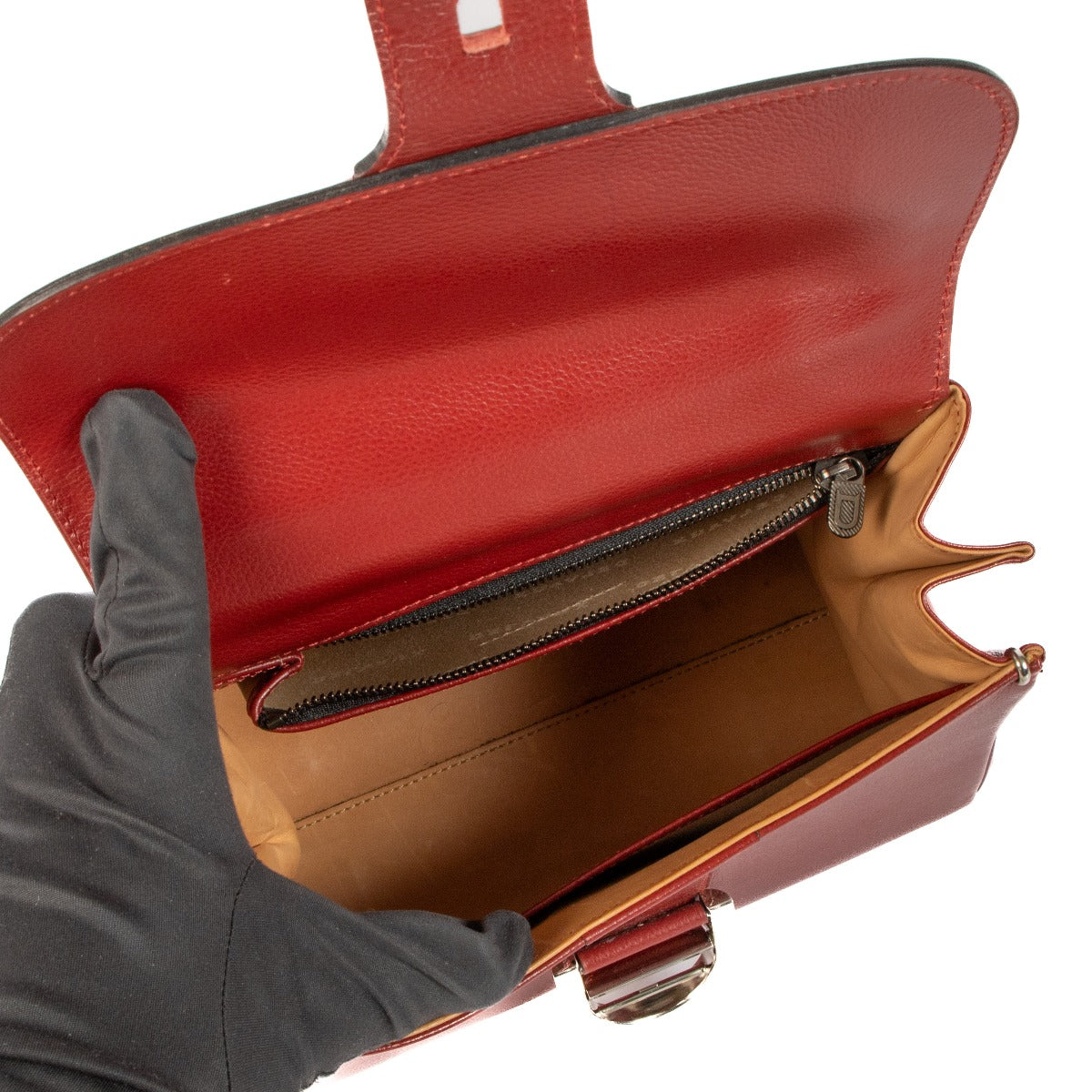 Shop now an authentic second hand Delvaux Brillant Handbag in very good condition at labellov in Antwerp.