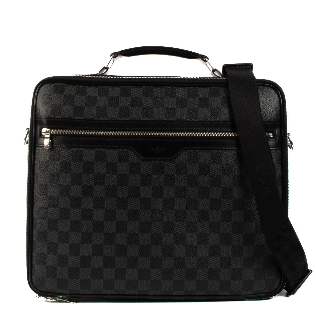 Buy and sell your Louis Vuitton Steeve Laptop Bag Damier Graphite for the best price at Labellov. Koop en verkoop uw authentieke Louis Vuitton designer handtassen en accessoires. Acheter sacs de Louis Vuitton en ligne.