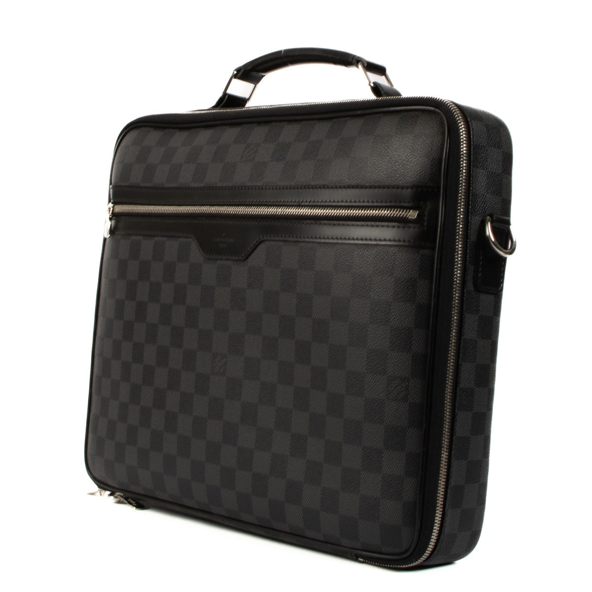 Buy and sell your Louis Vuitton Steeve Laptop Bag Damier Graphite for the best price at Labellov. Koop en verkoop uw authentieke Louis Vuitton designer handtassen en accessoires. Acheter sacs de Louis Vuitton en ligne.