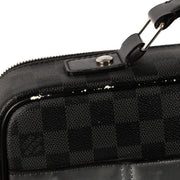 Buy and sell your Louis Vuitton Steeve Laptop Bag Damier Graphite for the best price at Labellov. Koop en verkoop uw authentieke Louis Vuitton designer handtassen en accessoires. Acheter sacs de Louis Vuitton en ligne.