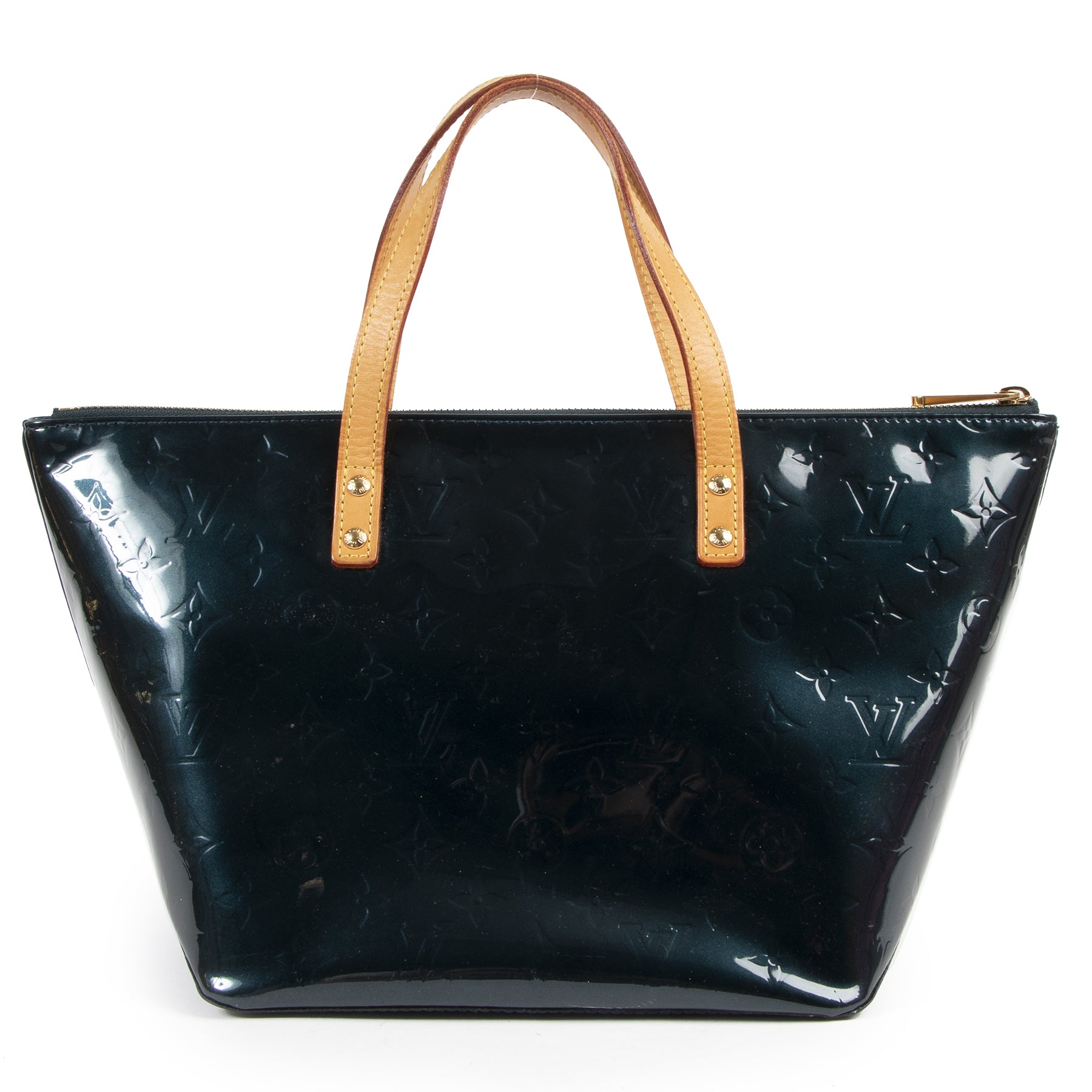Authentic Louis Vuitton Blue Nuit Vernis Monogram Bellvue at the right price online safe and secure at Labellov luxury brand online webshop Antwerp