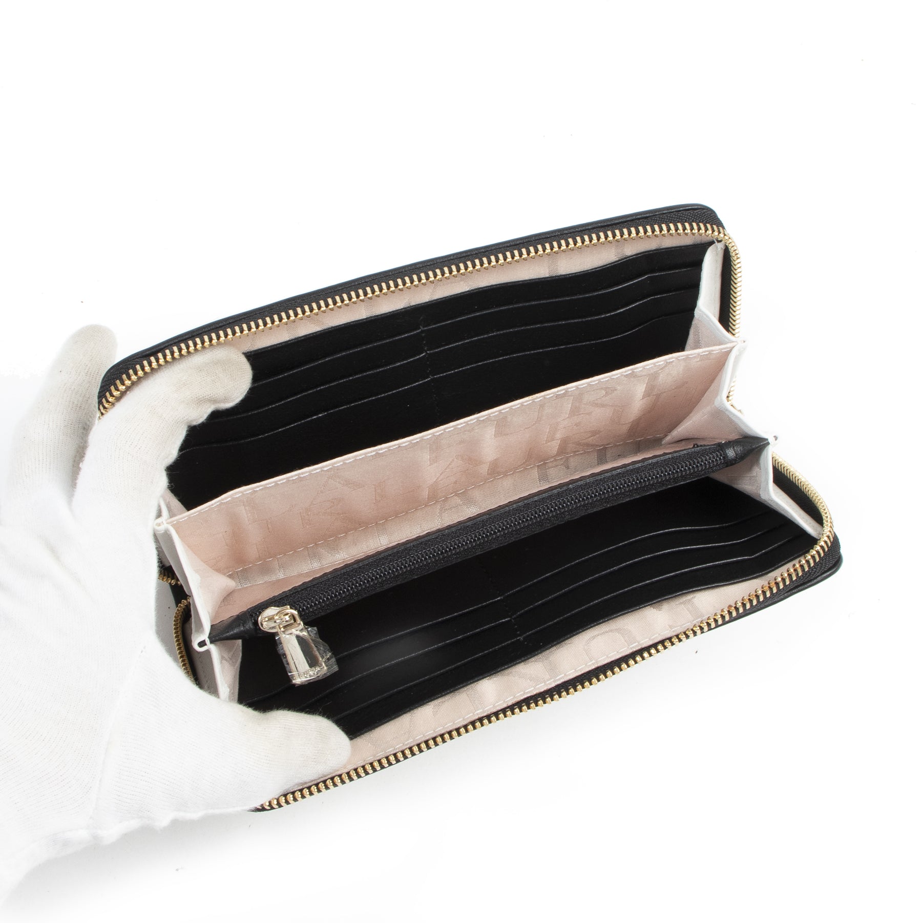 Authentieke Tweedehands Furla Off-White Zippy Wallet juiste prijs veilig online shoppen luxe merken webshop winkelen Antwerpen België mode fashion