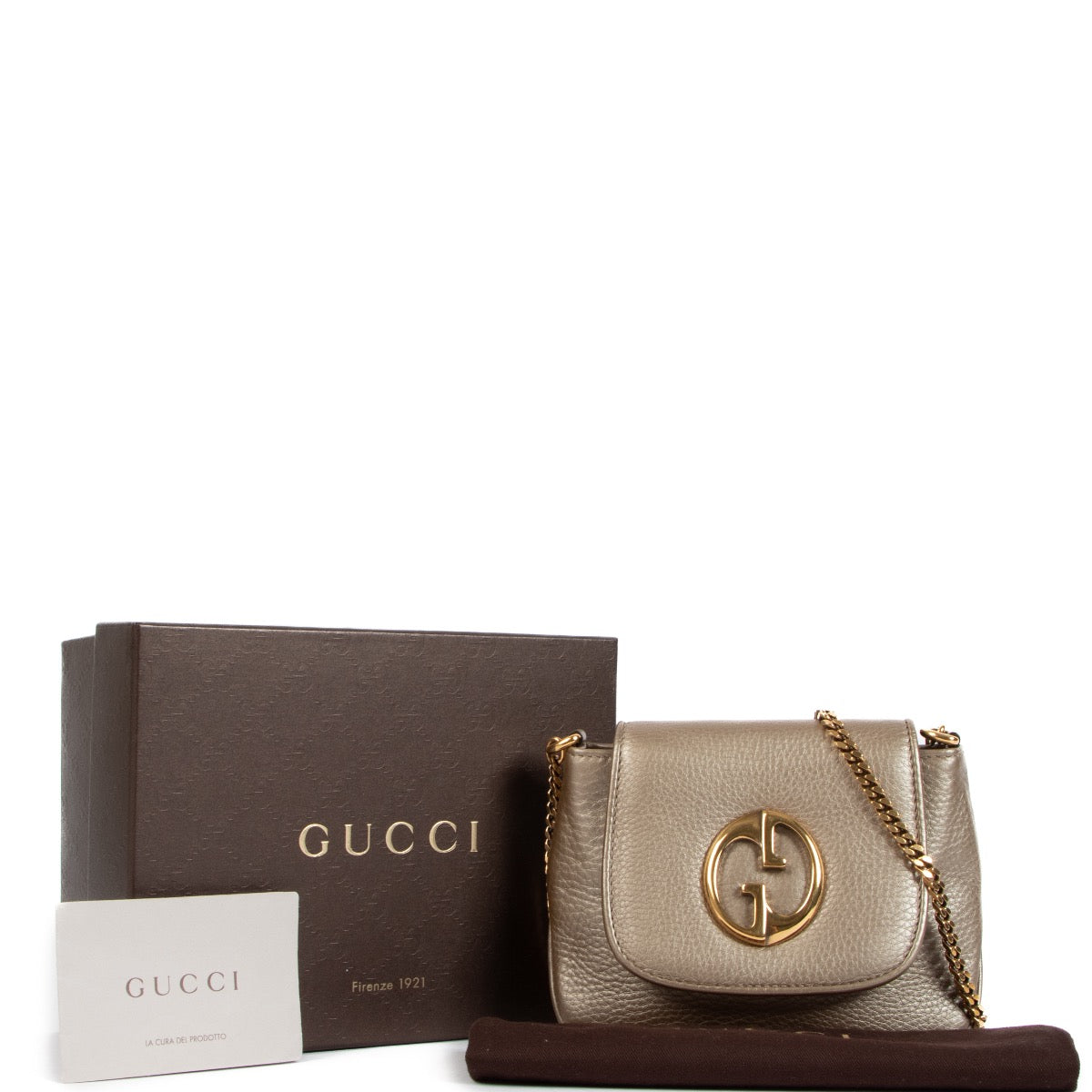 Shop safe online at Labellov in Antwerp this 100% authentic second hand Gucci Gold Leather Blondie 1973 Crossbody