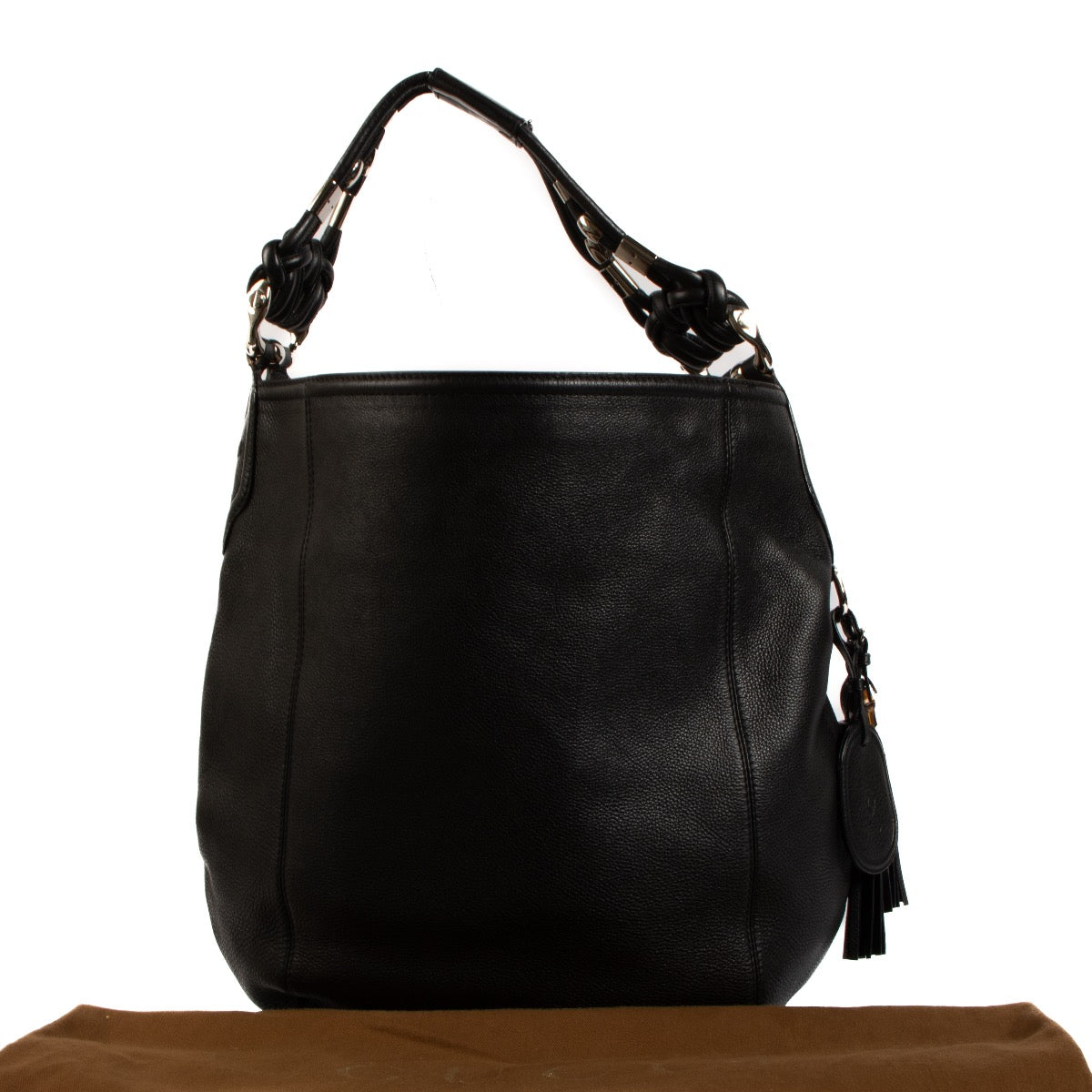 Shop safe online at Labellov in Antwerp, Brussels and Knokke this 100% authentic second hand Gucci Black Leather Techno Horsebit XL Hobo Bag