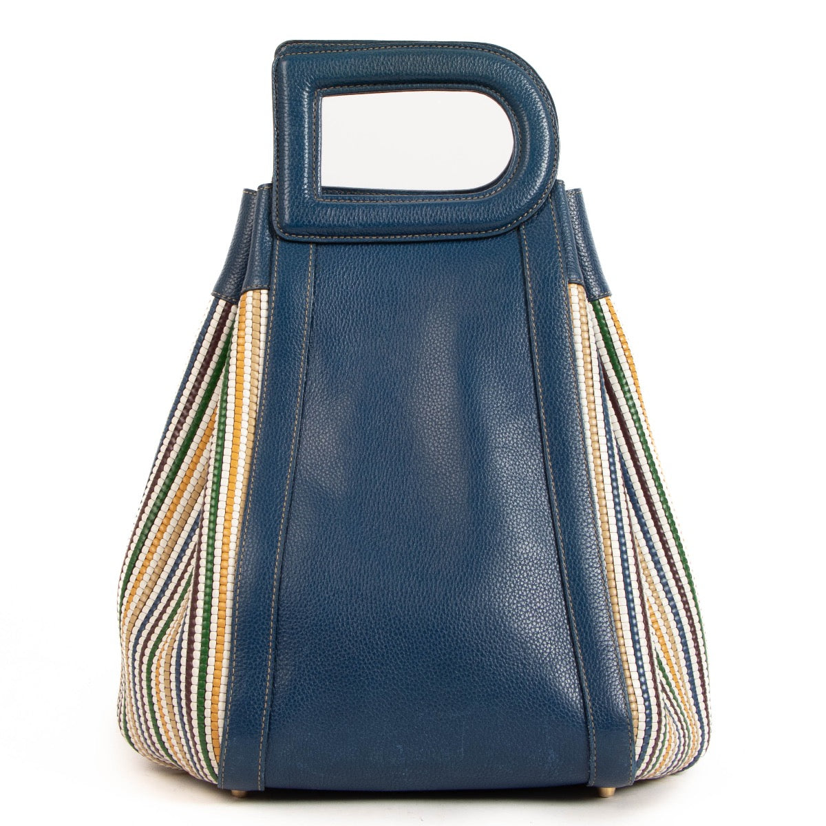 Buy authentic secondhand Delvaux bags at the right price at Labellov vintage webshop. Safe and secure online shopping. Koop authentieke tweedehands Delvaux tassen met juiste prijs bij Labellov. Achetez en ligne chez Labellov pour le meilleur prix.