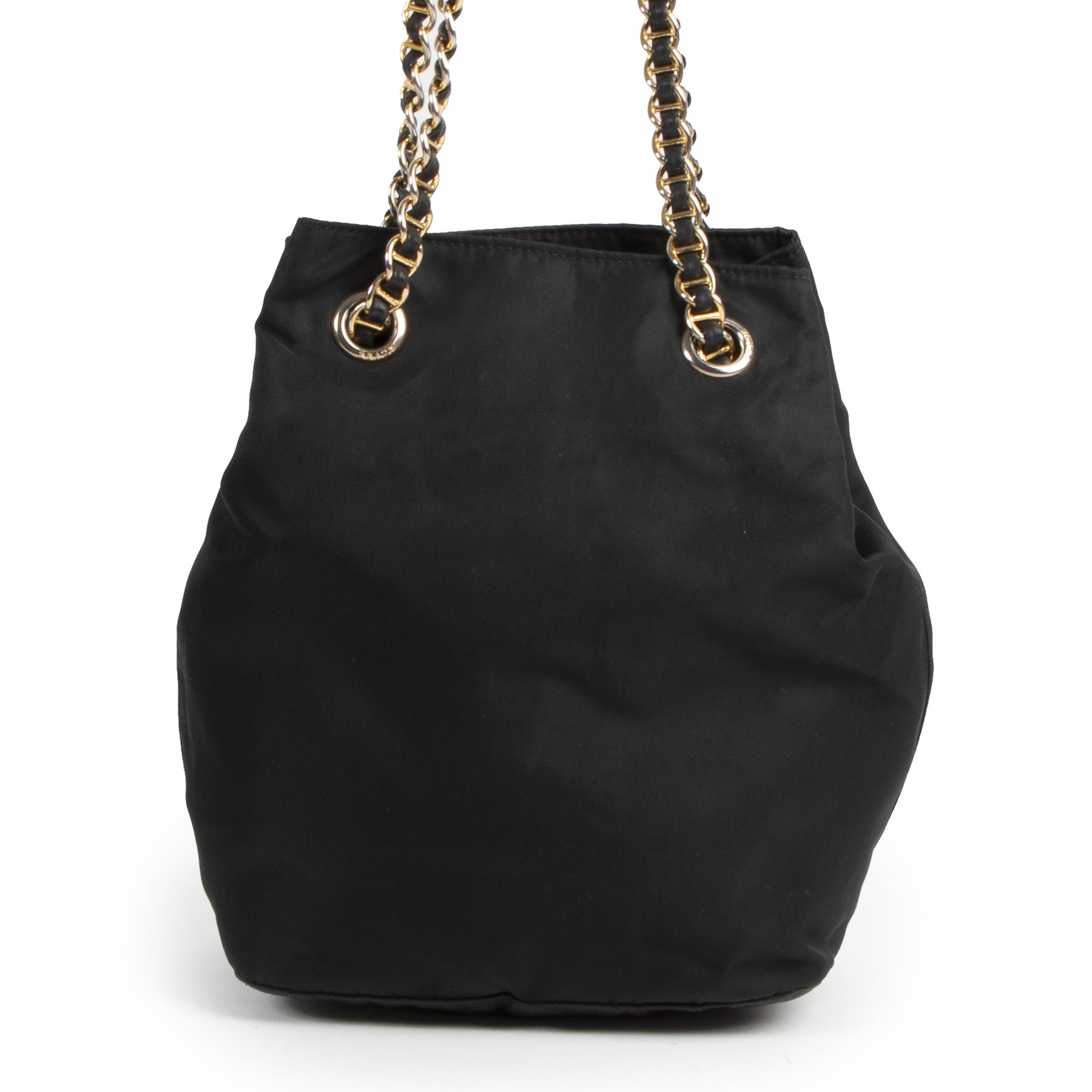 Authentieke tweedehands Prada handtassen juiste prijs veilig online winkelen LabelLOV webshop luxe merken designer Antwerpen België mode fashion