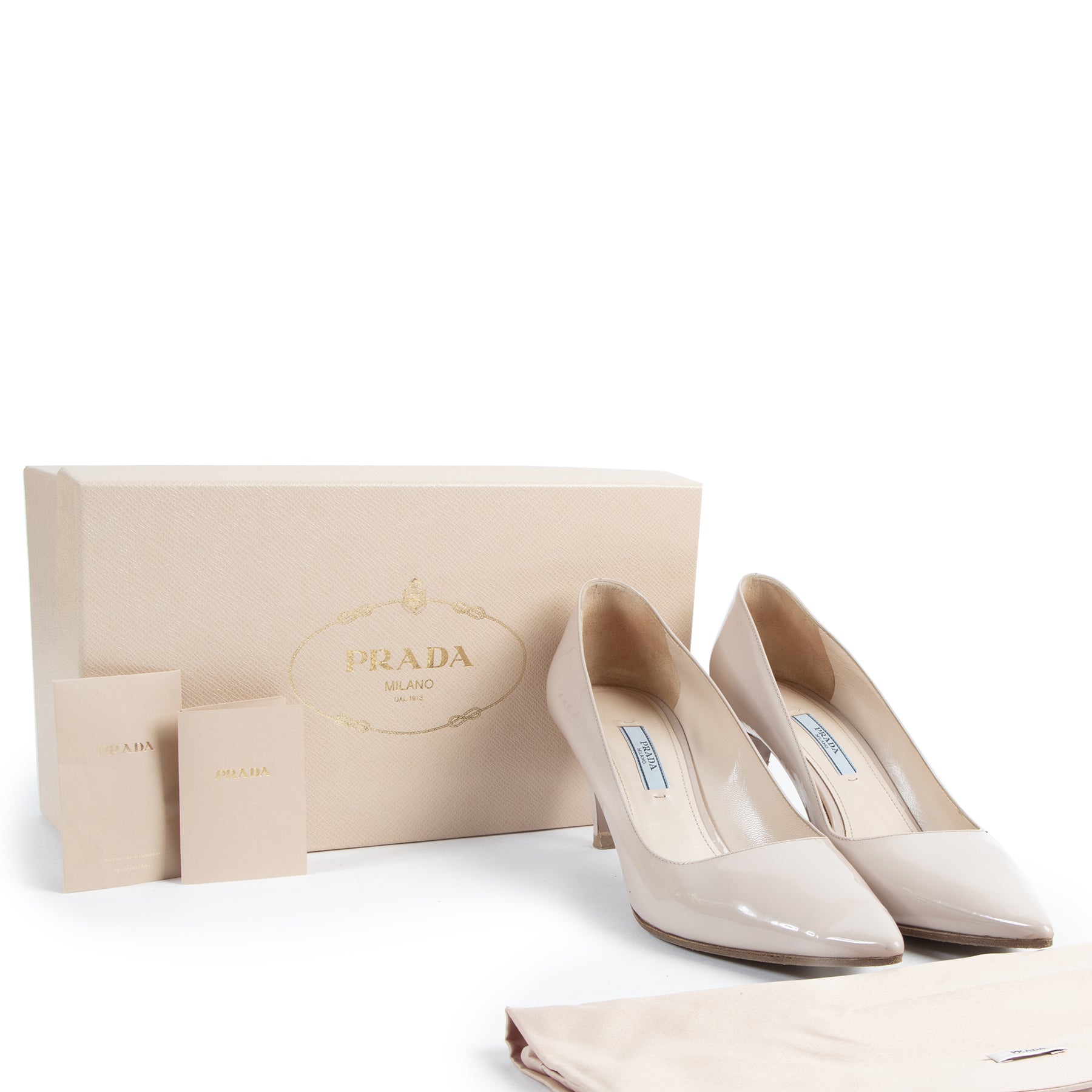 Authentic secondhand Prada Nude Patent Leather Pumps - Size 40,5 designer shoes fashion luxury vintage webshop safe secure online shopping