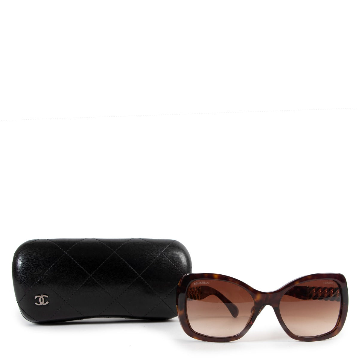 Shop authentic second hand high end designer luxury Chanel Tortoise Square Chain Link Sunglasses 5305 at Labellov.