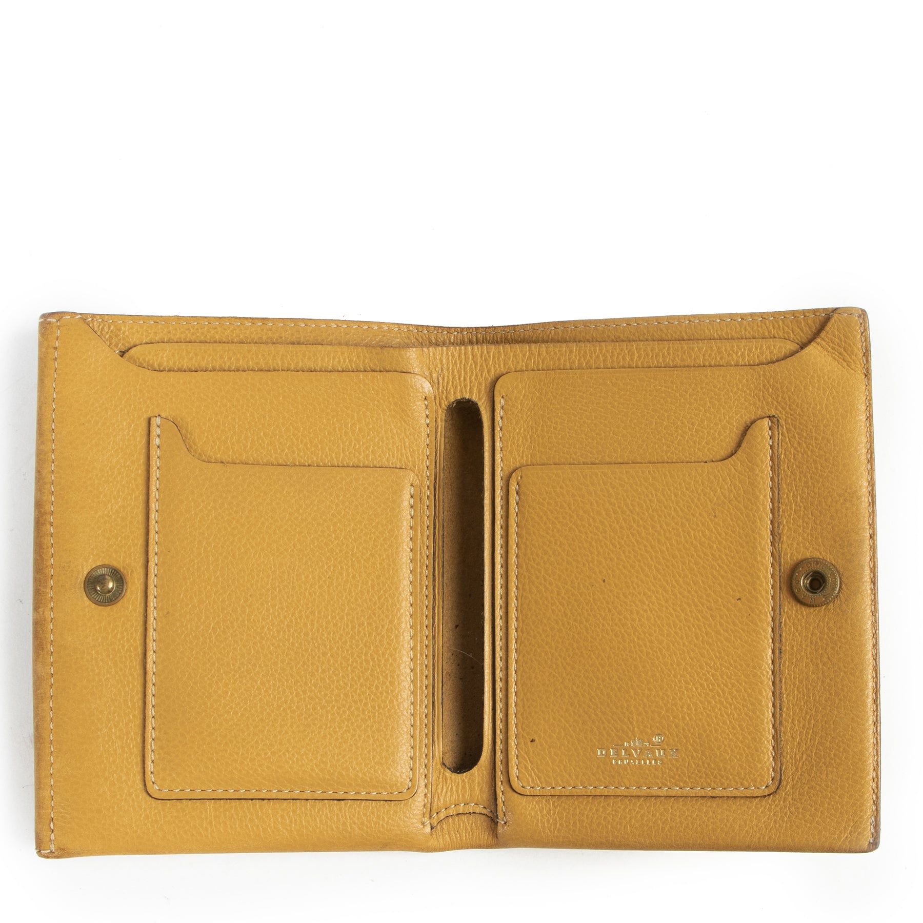 Authentic secondhand Delvaux wallet designer luxury vintage webshop fashion safe secure online shopping