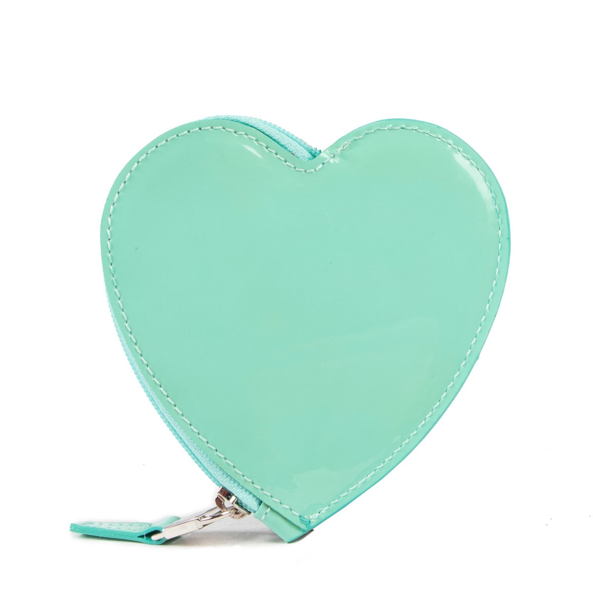 Shop safe online authentic second hand Tiffany & Co Blue Patent Leather Heart Coin Wallet in very good condition and at the right price at Labellov.com.