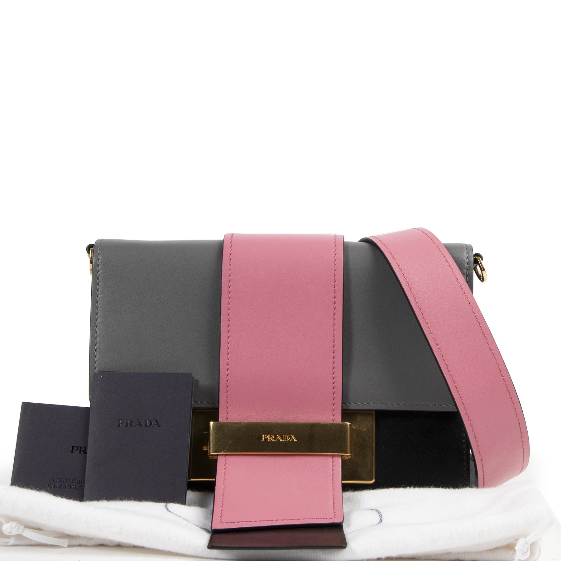 Prada Multicolor Leather Pattina Shoulder Bag aan de beste prijs bij Labellov tweedehands luxe