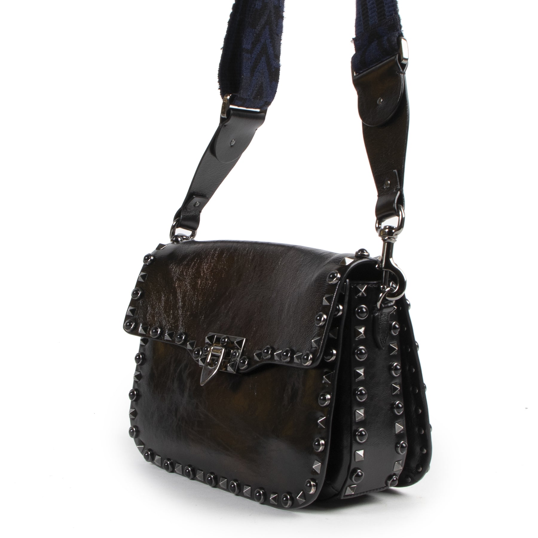 Valentino Black Rockstud Rolling Pebbled Leather Shoulder Bag pour le meilleur prix chez Labellov à Anvers Belgique