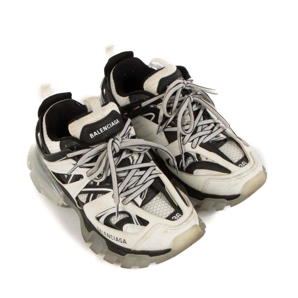 Shop safe online at Labellov in Antwerp, Brussels and Knokke this 100% authentic second hand Balenciaga Black and White Clear Sole Track Sneakers in good condition.