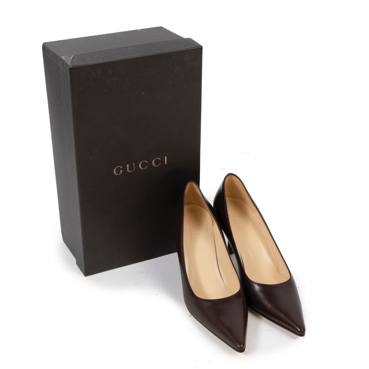 Shop safe online at Labellov in Antwerp this 100% authentic second hand Gucci Brown Leather Pumps - size 36