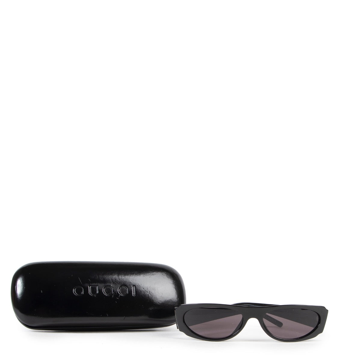 Gucci Black Sunglasses on Labellov luxury vintage website with designer trends in good condition