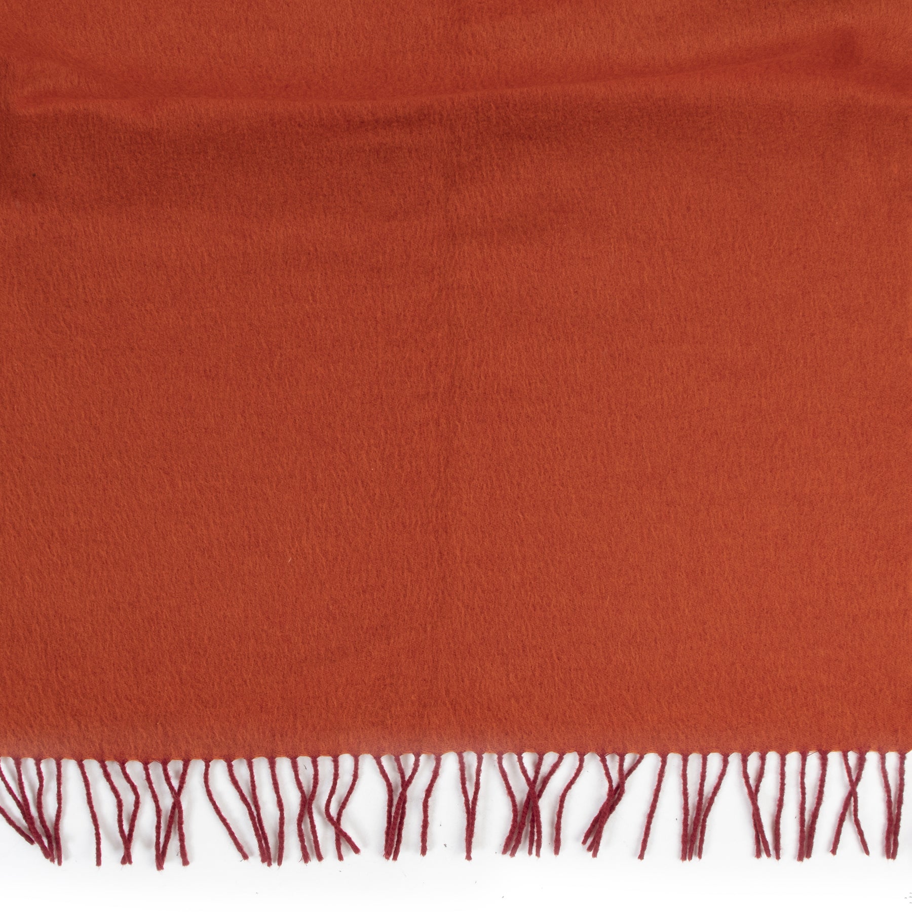 Hermès Orange / Red Cashmere Scarf aan de beste prijs bj Labellov tweedehands luxe