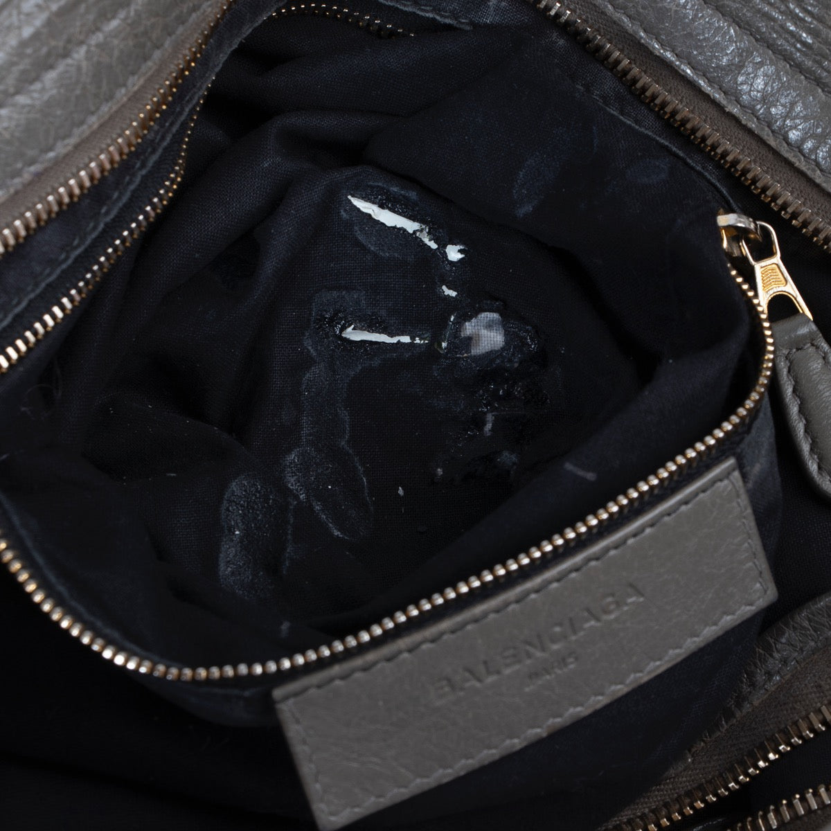 Shop safe online authentic Balenciaga Grey Classic City Top Handle Bag at Labellov.com.